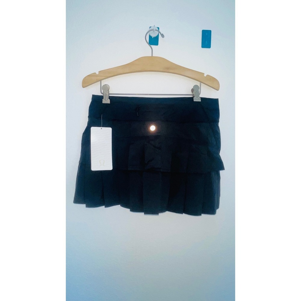Lululemon Womens Run Pace Setter Skirt 8 Black Pleated Athletic Skort NWT